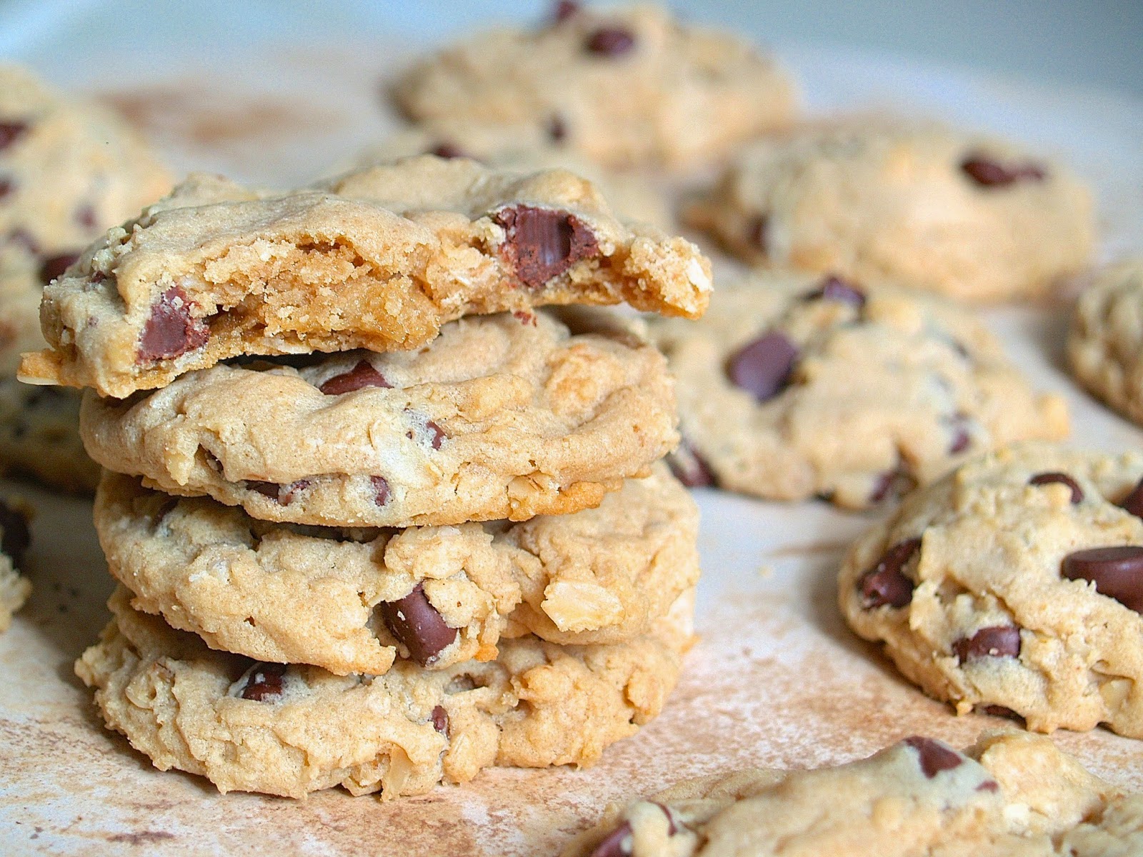 peanut butter oatmeal cookie